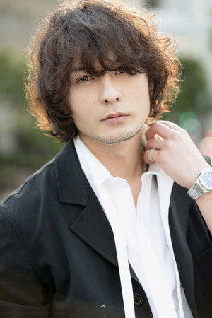 Cover image for 藤田玲