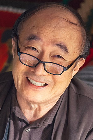 Cover image for 윤주상