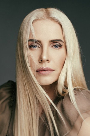 Cover image for Jenia Tanaeva