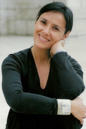Cover image for Fátima Belo