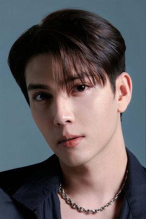 Cover image for เฟโรส คาน แช่มช้อย