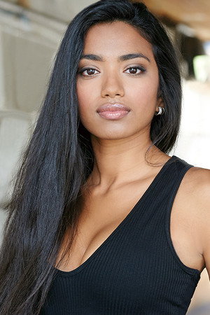 Cover image for Nadine Bhabha