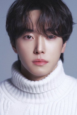 Cover image for Lee Tae-hee
