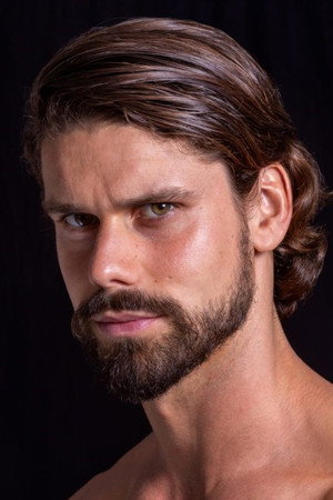 Cover image for Caleb López
