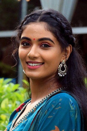 Cover image for Rakshana