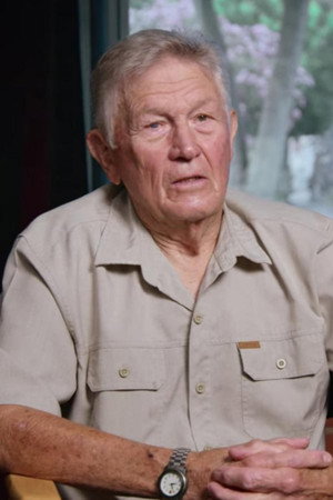 Cover image for Gary Combs
