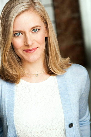 Cover image for Hailey Hansard