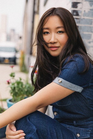 Cover image for Carolyn Kang