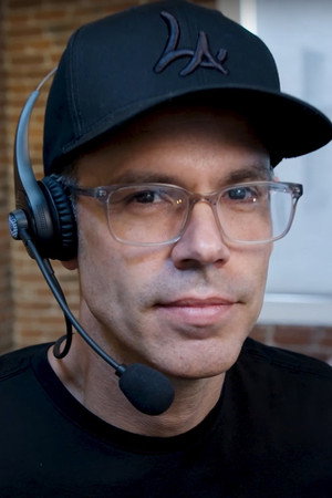 Cover image for Armando Salas