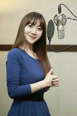 Cover image for 강시현