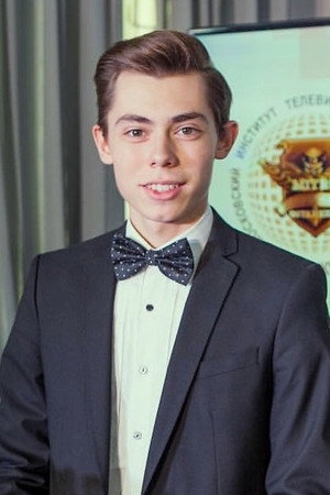 Cover image for Kirill Prodolyatchenko