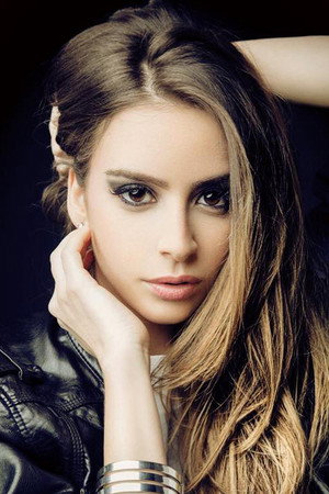 Cover image for Dania Bartolomeo