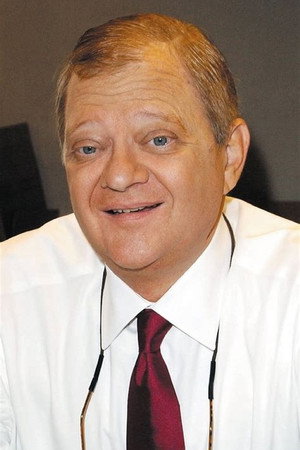 Cover image for Tom Clancy