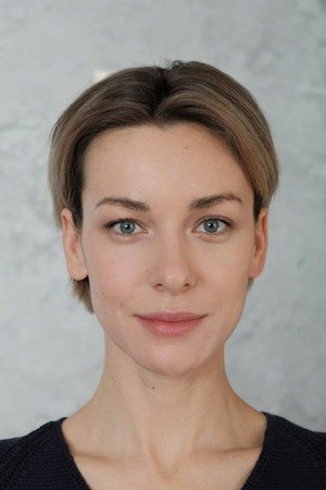 Cover image for Елена Лотова