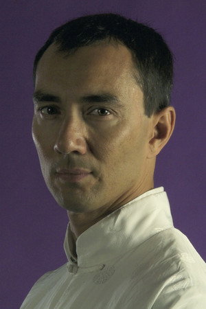 Cover image for Vincent Lyn