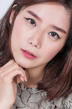Cover image for Lee Chae-dam