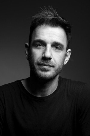 Cover image for Erenik Beqiri
