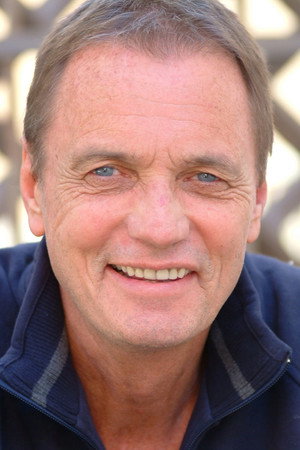 Cover image for Gregory Scott Cummins