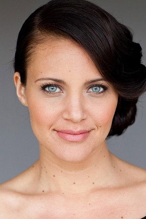 Cover image for Miracle Laurie