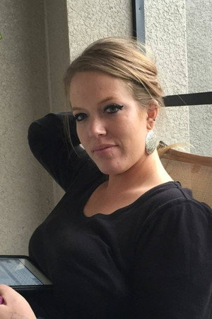 Cover image for Kristen Hooper