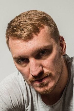 Cover image for Илья Аксенов