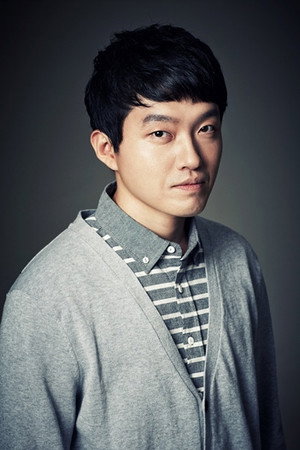 Cover image for 김다흰