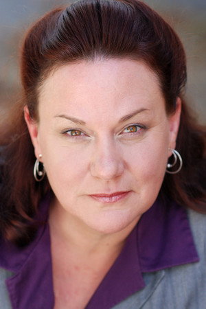 Cover image for Kelly Lynn Warren