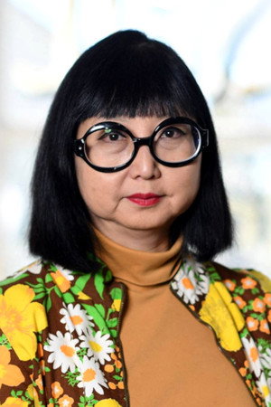 Cover image for Shirley Kurata