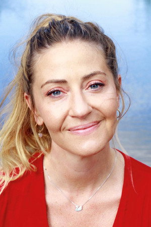 Cover image for Nuran Evren Şit