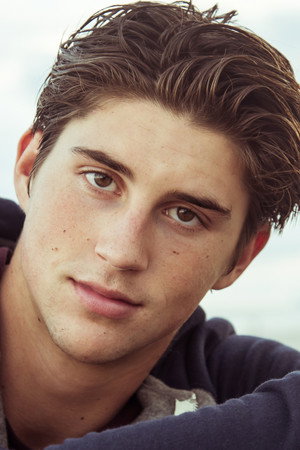 Cover image for Gage Banister