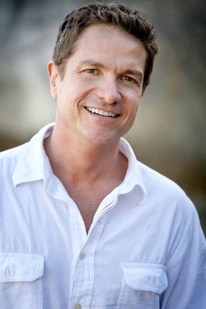 Cover image for James Moll
