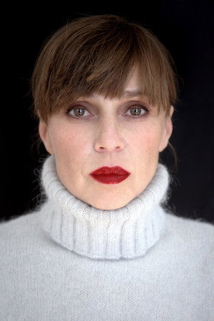 Cover image for Vladimira Alec