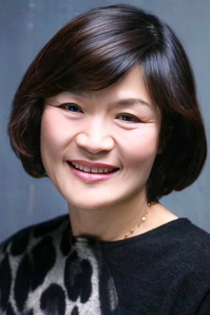 Cover image for 김미향