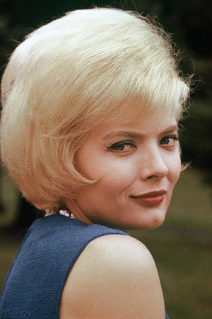 Cover image for Corinne Marchand