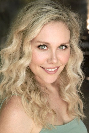 Cover image for Amanda Baker