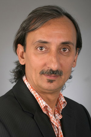 Cover image for Erol Aydın