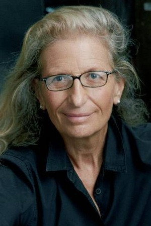Cover image for Annie Leibovitz