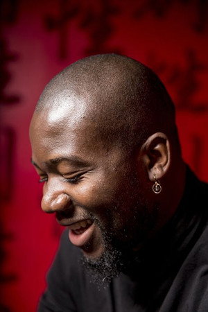 Cover image for Alloysious Massaquoi