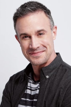Cover image for Freddie Prinze Jr.