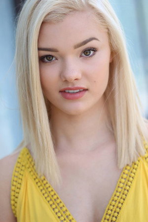 Cover image for Cameryn Zupon