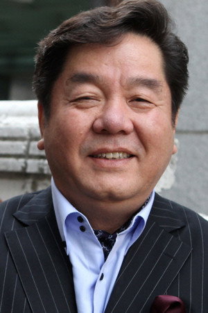 Cover image for 심형래
