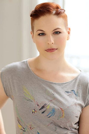 Cover image for Naomi Peters