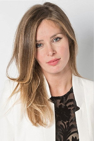 Cover image for Leona Paraminski