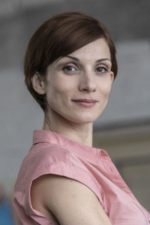 Cover image for Zuzana Kanócz