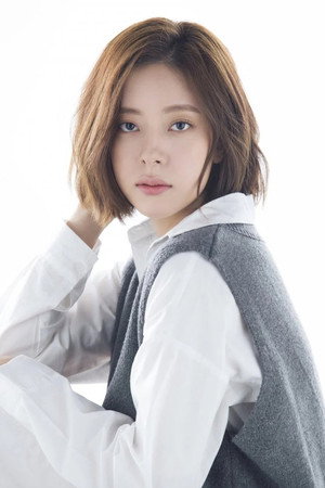 Cover image for Ju Ye-eun