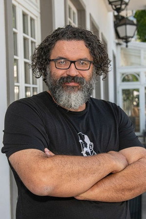 Cover image for Peter Núñez