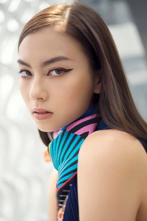 Cover image for Lauren Tsai