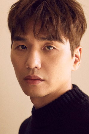 Cover image for 김태훈