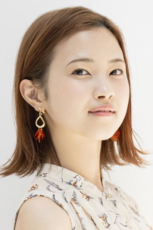 Cover image for 羽田茉夏