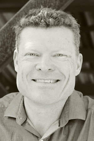 Cover image for Lucas Dudley